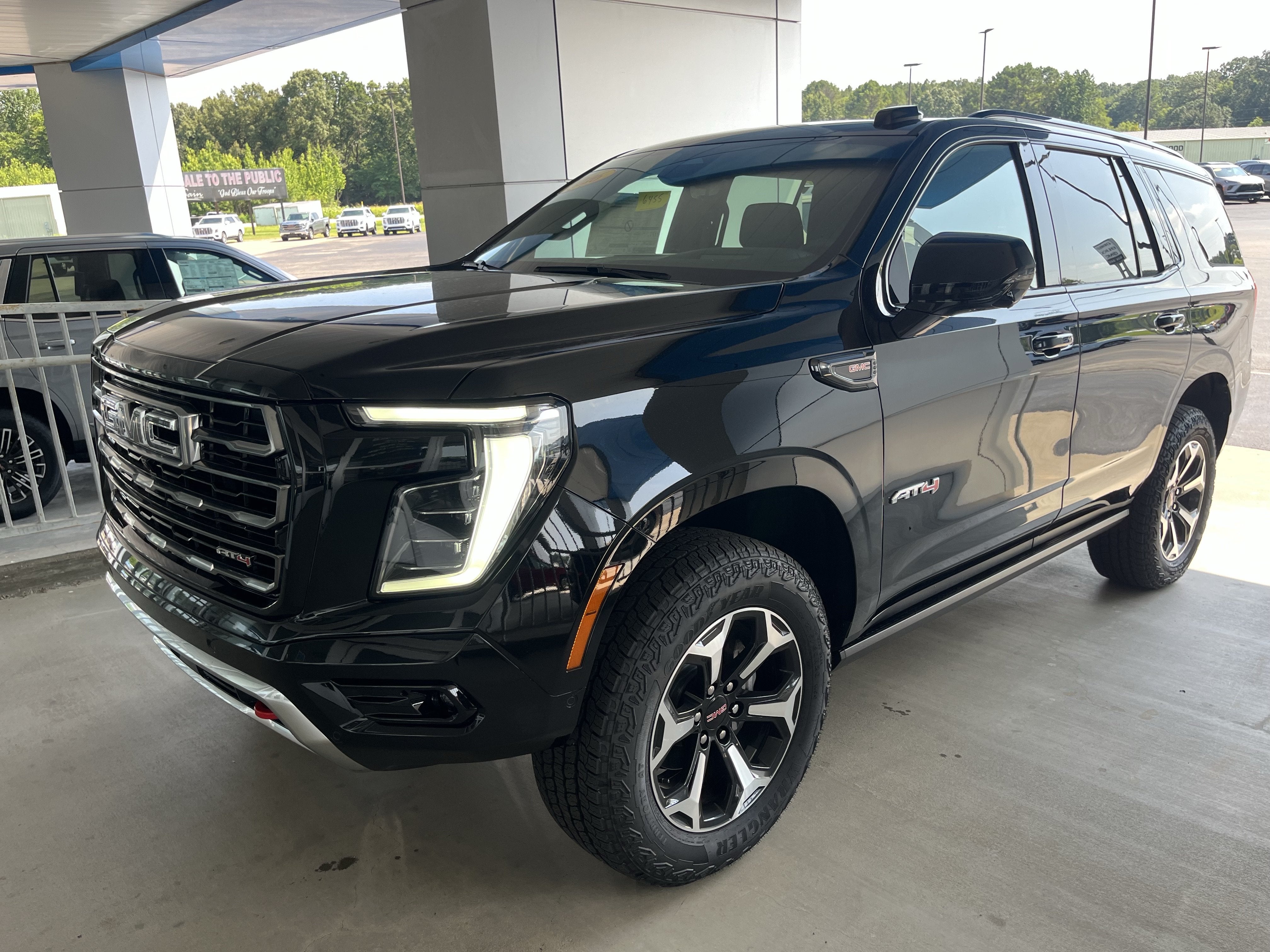 2026 GMC Yukon AT4 in Onyx Black — front three-quarter view