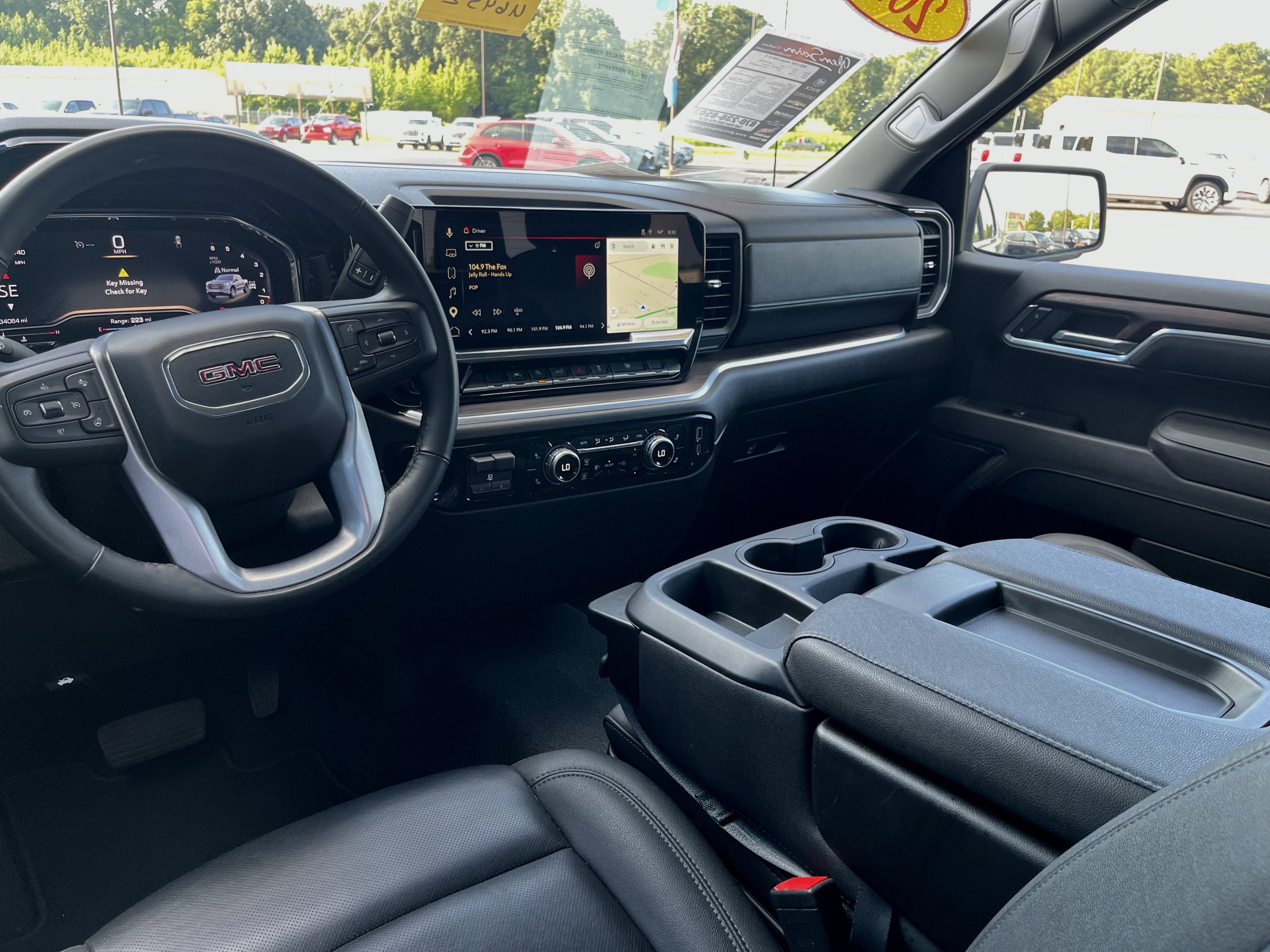 2025 GMC Sierra 1500 — side profile view