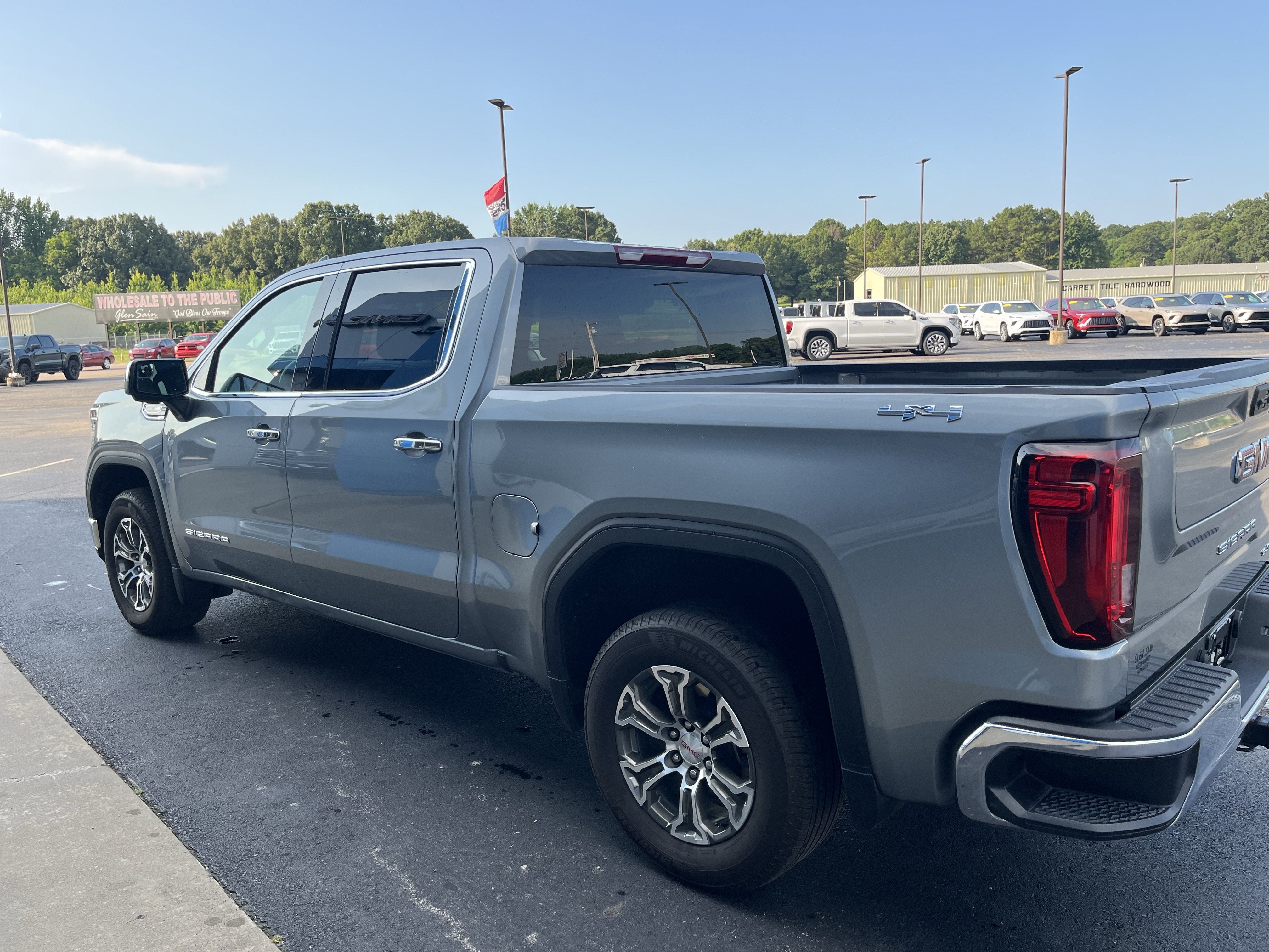 2025 GMC Sierra 1500 — detail view