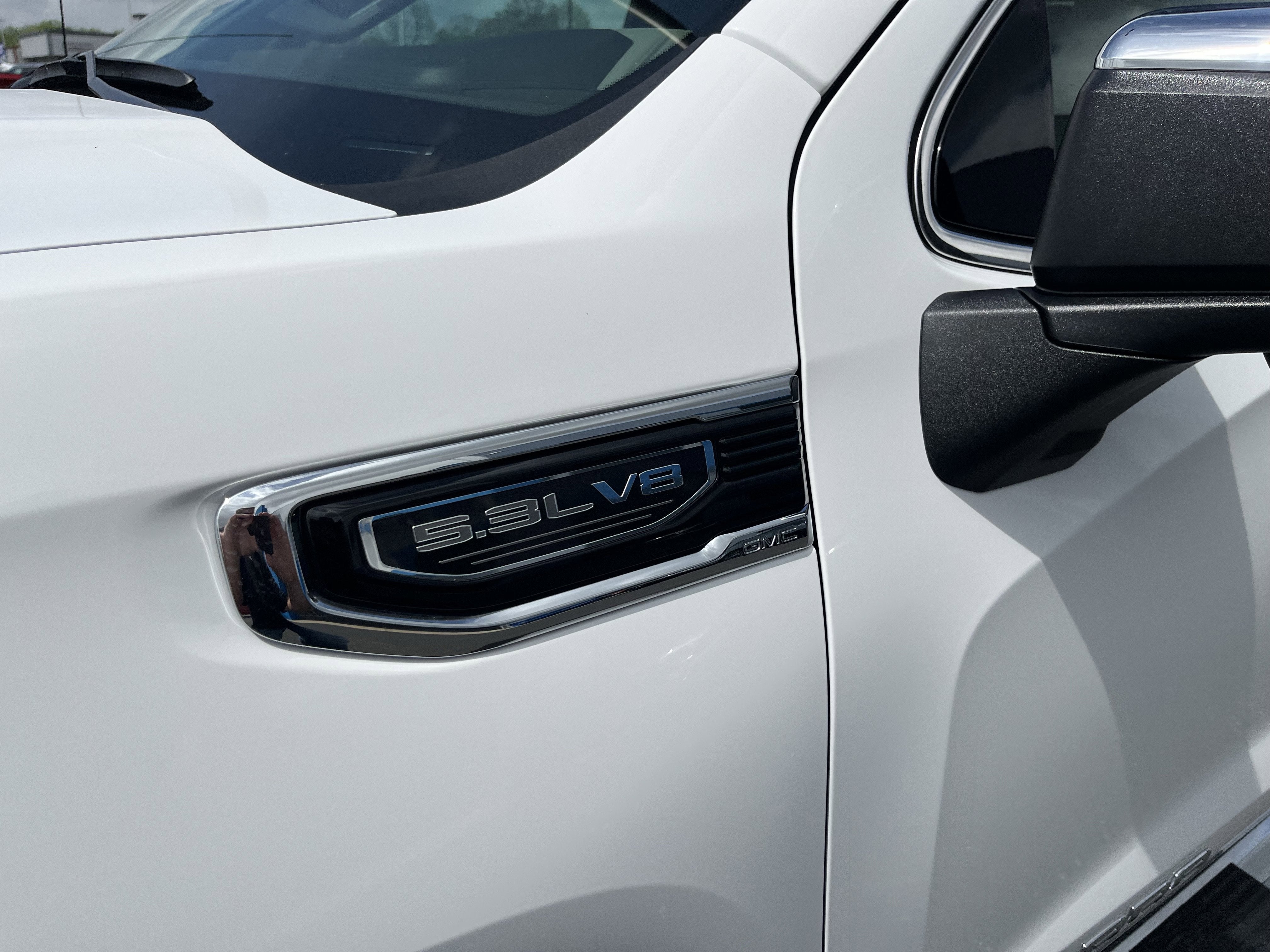 2026 GMC Sierra 1500 — side profile view