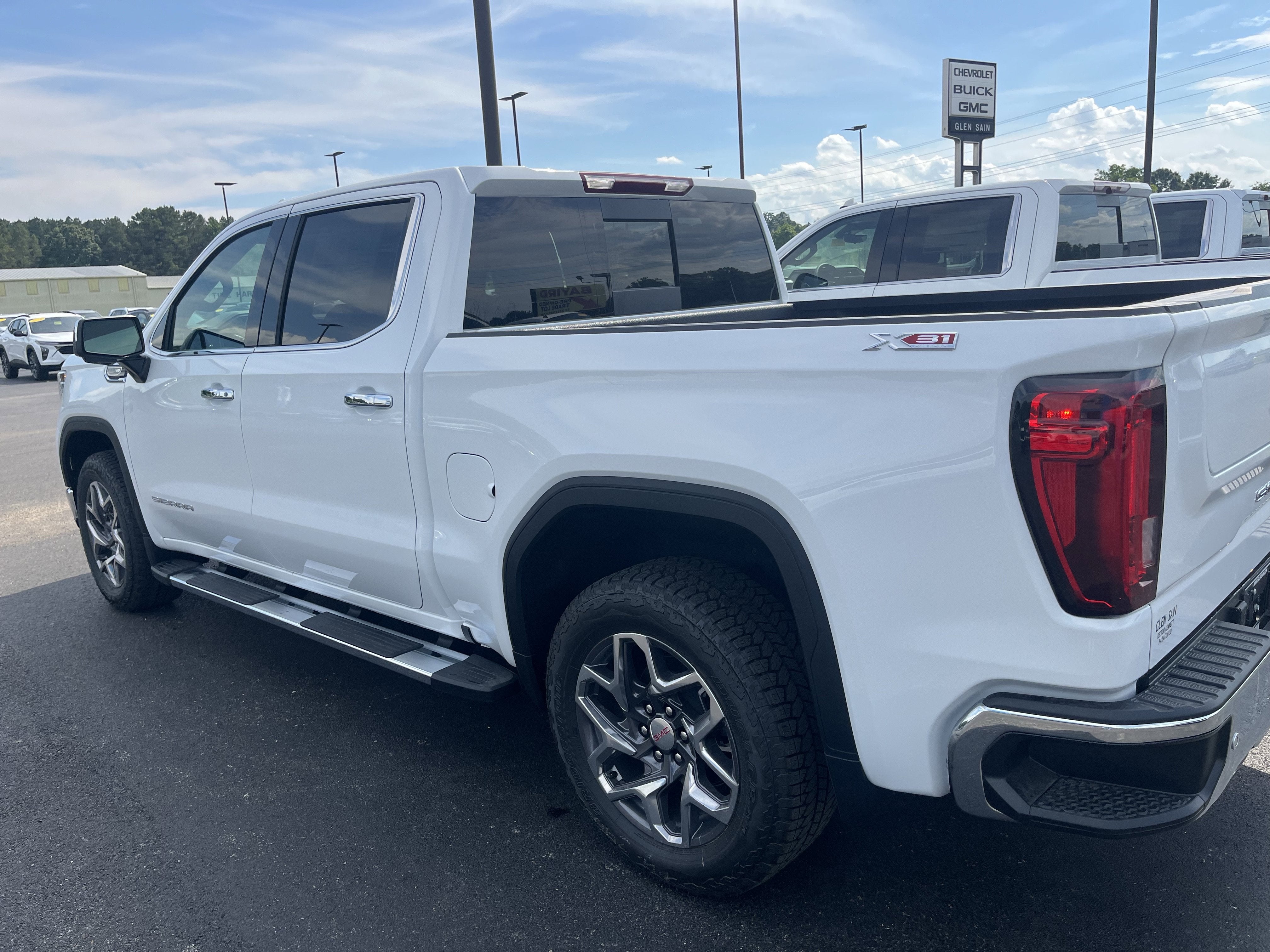 2026 GMC Sierra 1500 — detail view