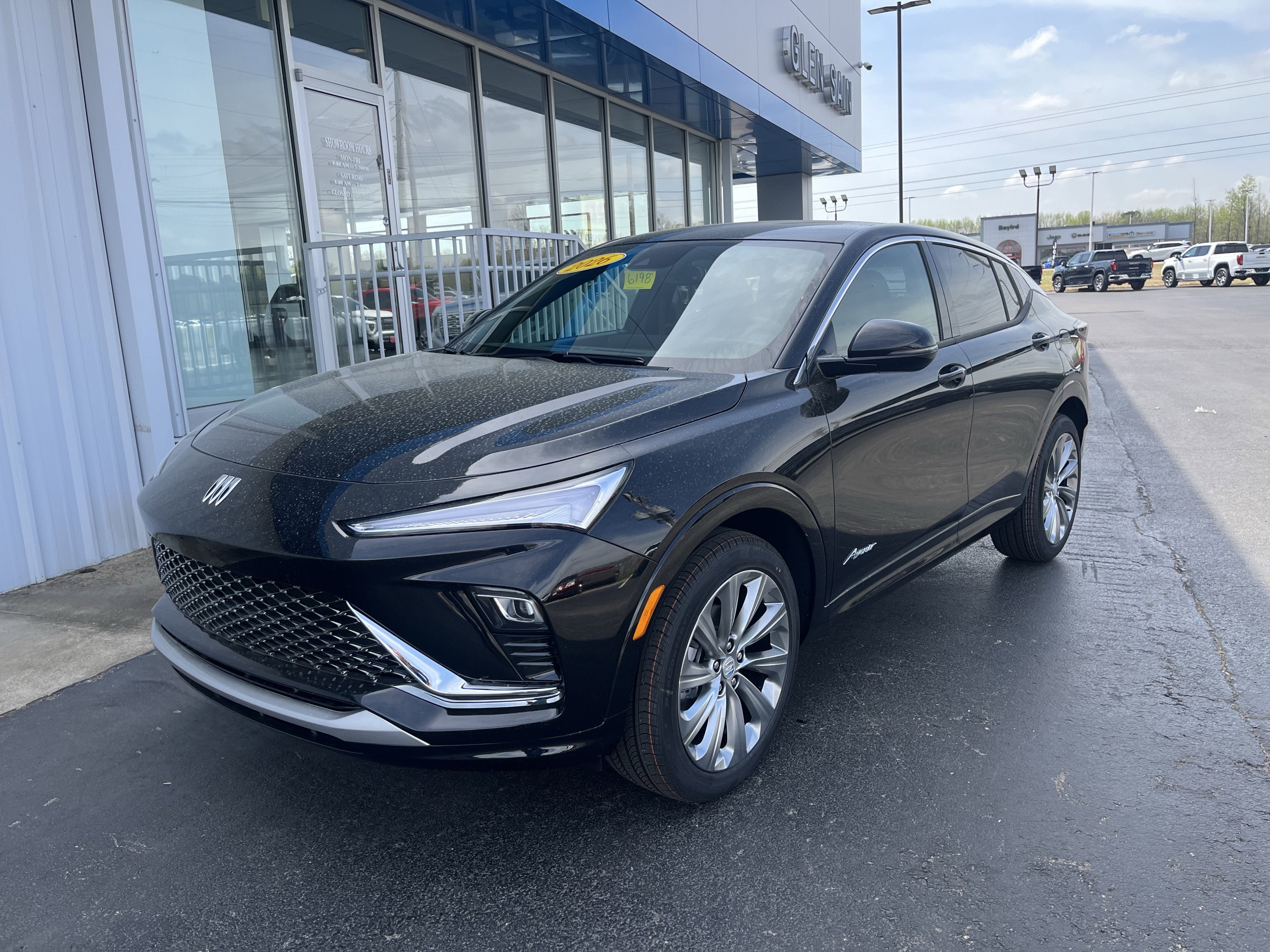 2026 Buick Envista Avenir in Ebony Twilight Metallic — front three-quarter view